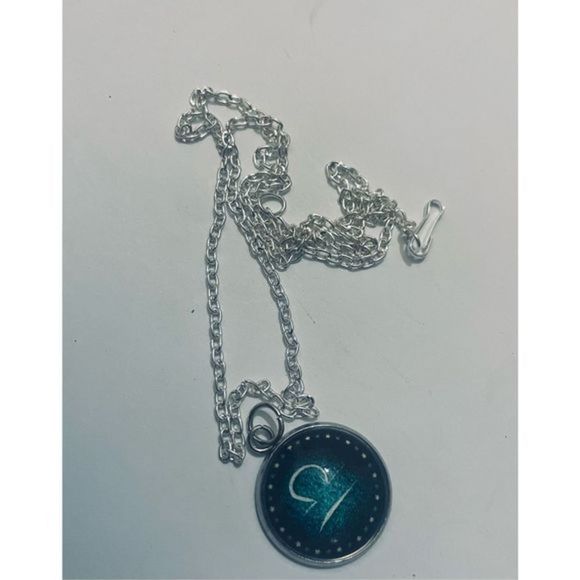 Libra glow in THE DARK ZODIAC HOROSCOPE STAR SIGN NECKLACE - Picture 4 of 13